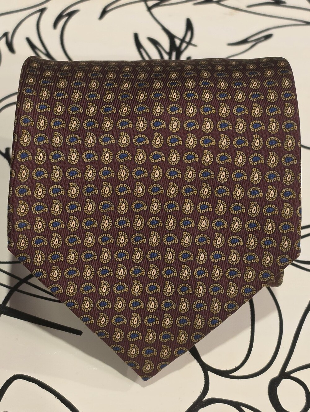 Andrew's Ties Milano Silk Tie Burgundy Gold Paisley Made in Italy 61"x3.75" XL